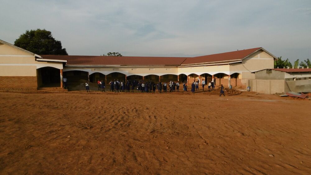 Grundschule Rohbau in Uganda, 2012